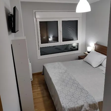 アパート Dena-sol メアニョ